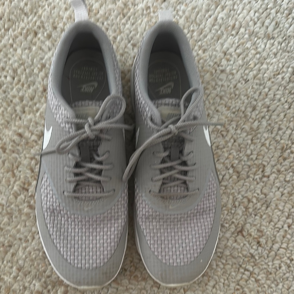 Nike Light Gray Athletic Shoes